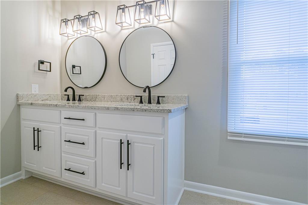 2803 Old Columbus Road Opelika, AL 36804 - Photo 13 of 20 Gallery Image 13