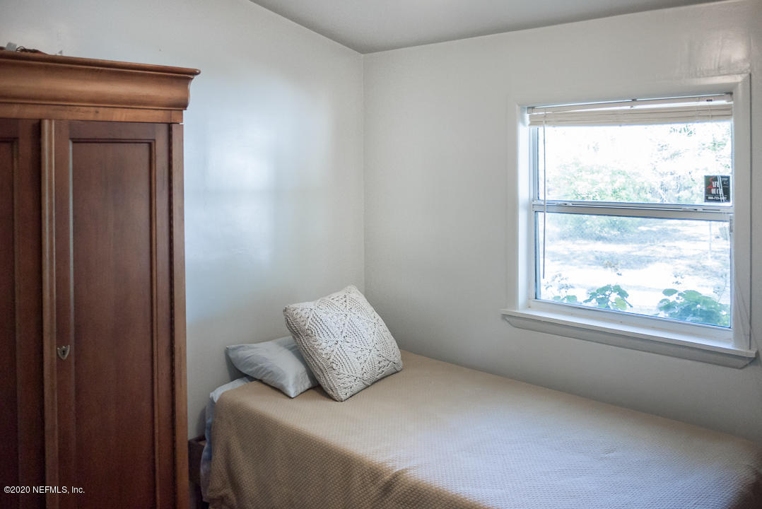 8492 Walden Road Jacksonville, FL 32244 - Photo 15 of 19 2nd Bedroom