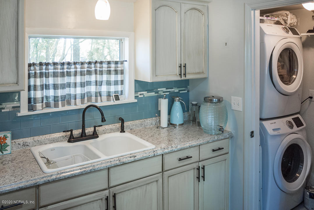 Kitchen to Laundry
