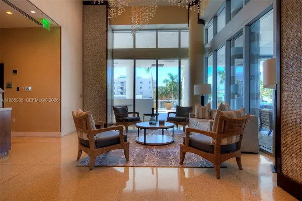 $7,500 | 6799 Collins Avenue, Unit 906, Miami Beach, FL 33141