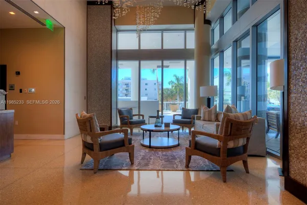 $7,500 | 6799 Collins Avenue, Unit 906, Miami Beach, FL 33141