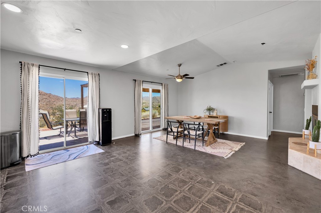 7381 Sunset Road Joshua Tree, CA 92252 - Photo 12 of 39