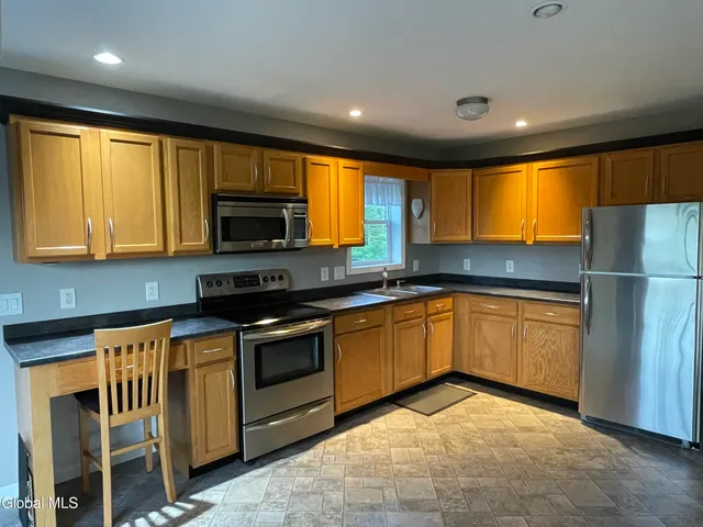 $299,900 | 1016 County Route 10, Whitehall, NY 12887