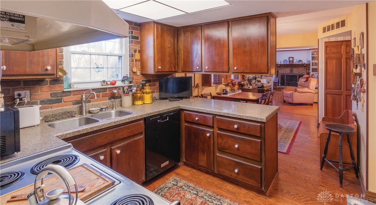 2081 East Rahn Road Kettering, OH 45440 - Photo 6 of 24 Gallery Image 6