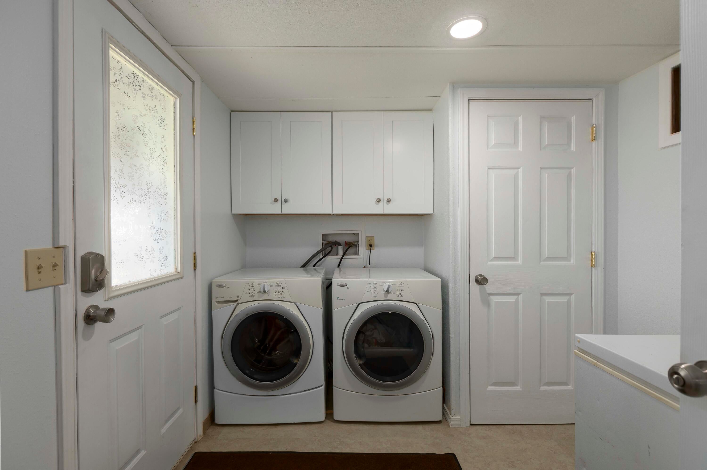 5225 Dodge Road White City, OR 97503 - Photo 16 of 49 laundry
