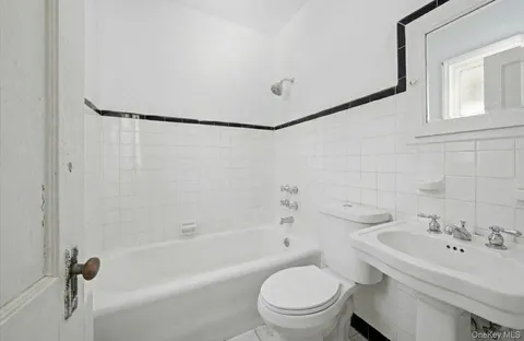 $699,000 | 93 Stuyvesant Plaza, Mount Vernon, NY 10552