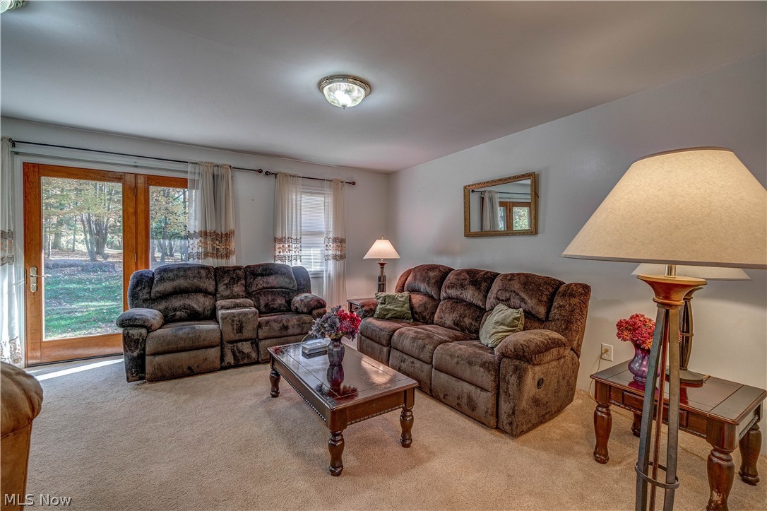 1727 Gregg Road Akron, OH 44306 - Photo 17 of 34