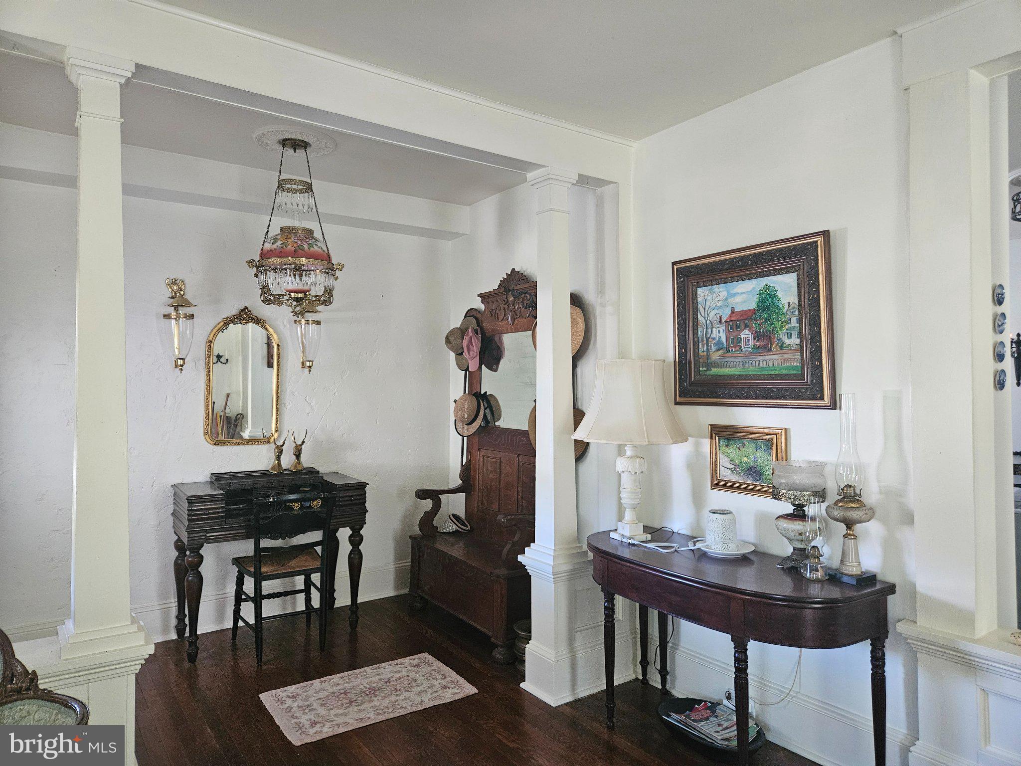 202 Central Avenue Ridgely, MD 21660 - Photo 6 of 22 Elegant entryway with vintage charm.