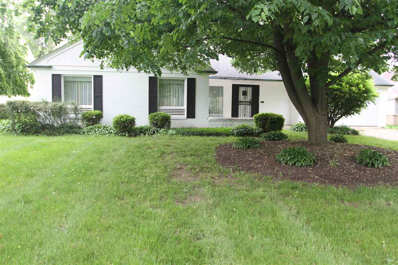 4715 Stratford Road Fort Wayne, IN 46807 - Photo 1 of 30