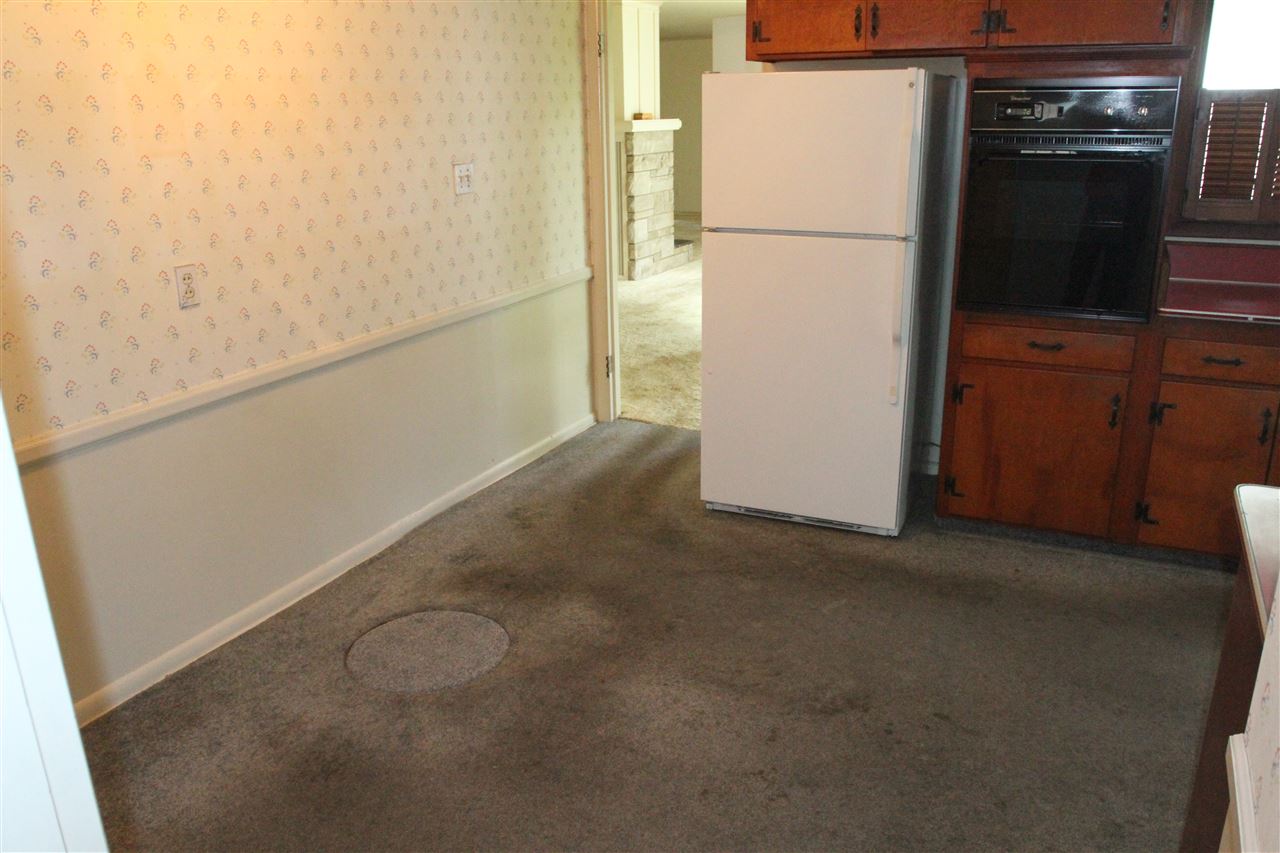 4715 Stratford Road Fort Wayne, IN 46807 - Photo 11 of 30