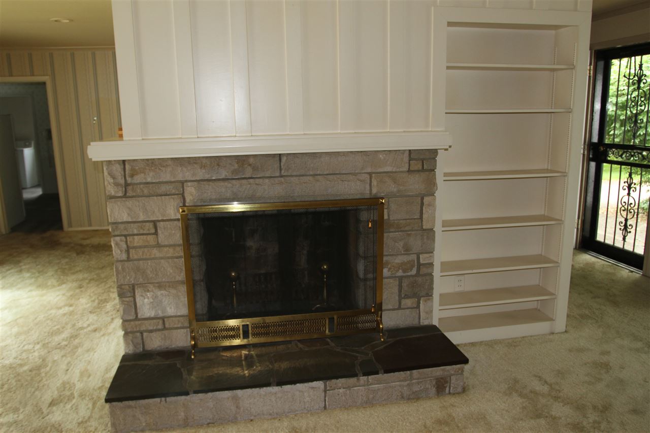 4715 Stratford Road Fort Wayne, IN 46807 - Photo 5 of 30