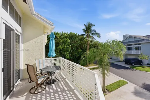$739,900 | 109 Mainsail Circle, Unit 1, Jupiter, FL 33477
