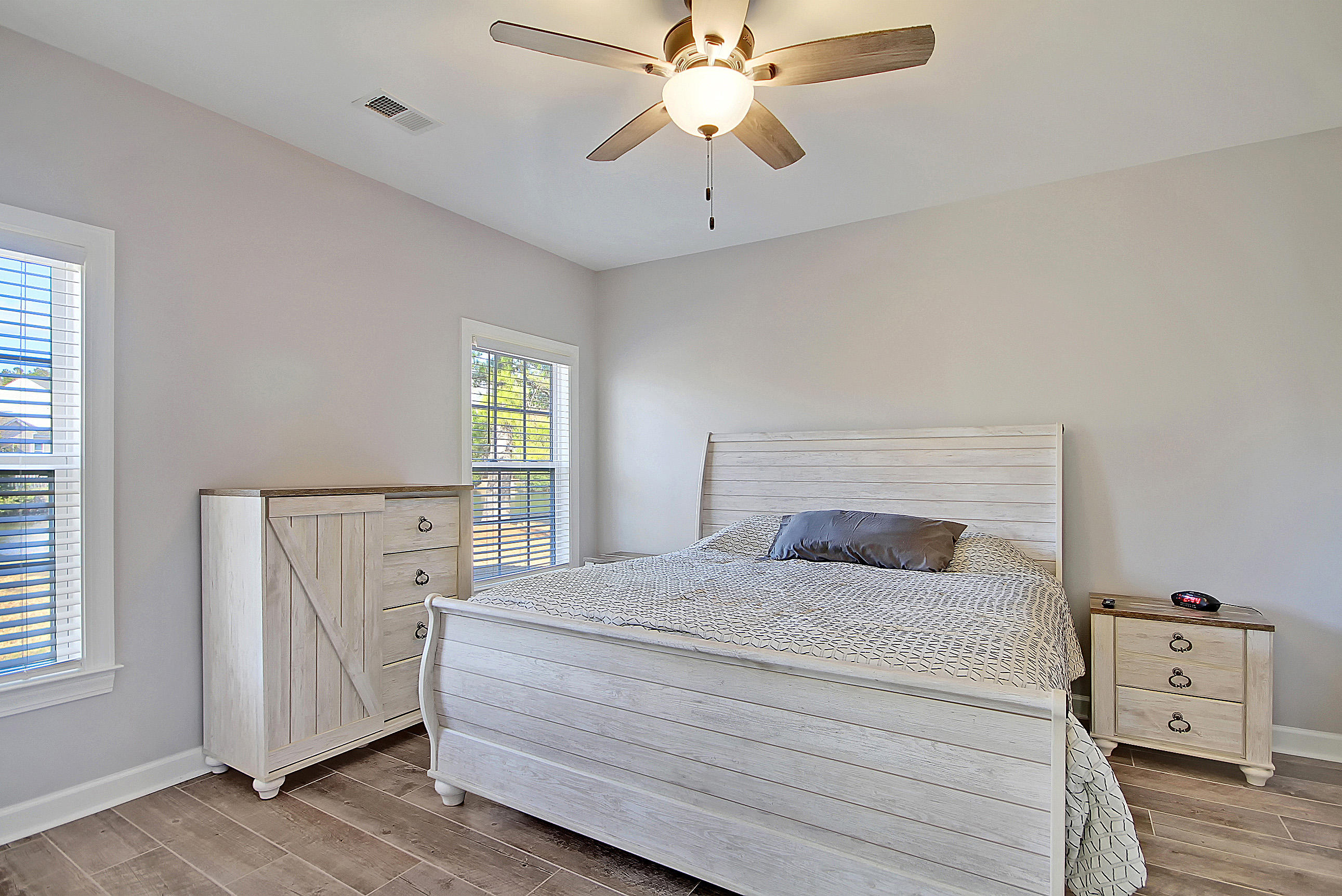 129 Pacolet Street Summerville, SC 29485 - Photo 16 of 25 CREM_129 Pacolet_022