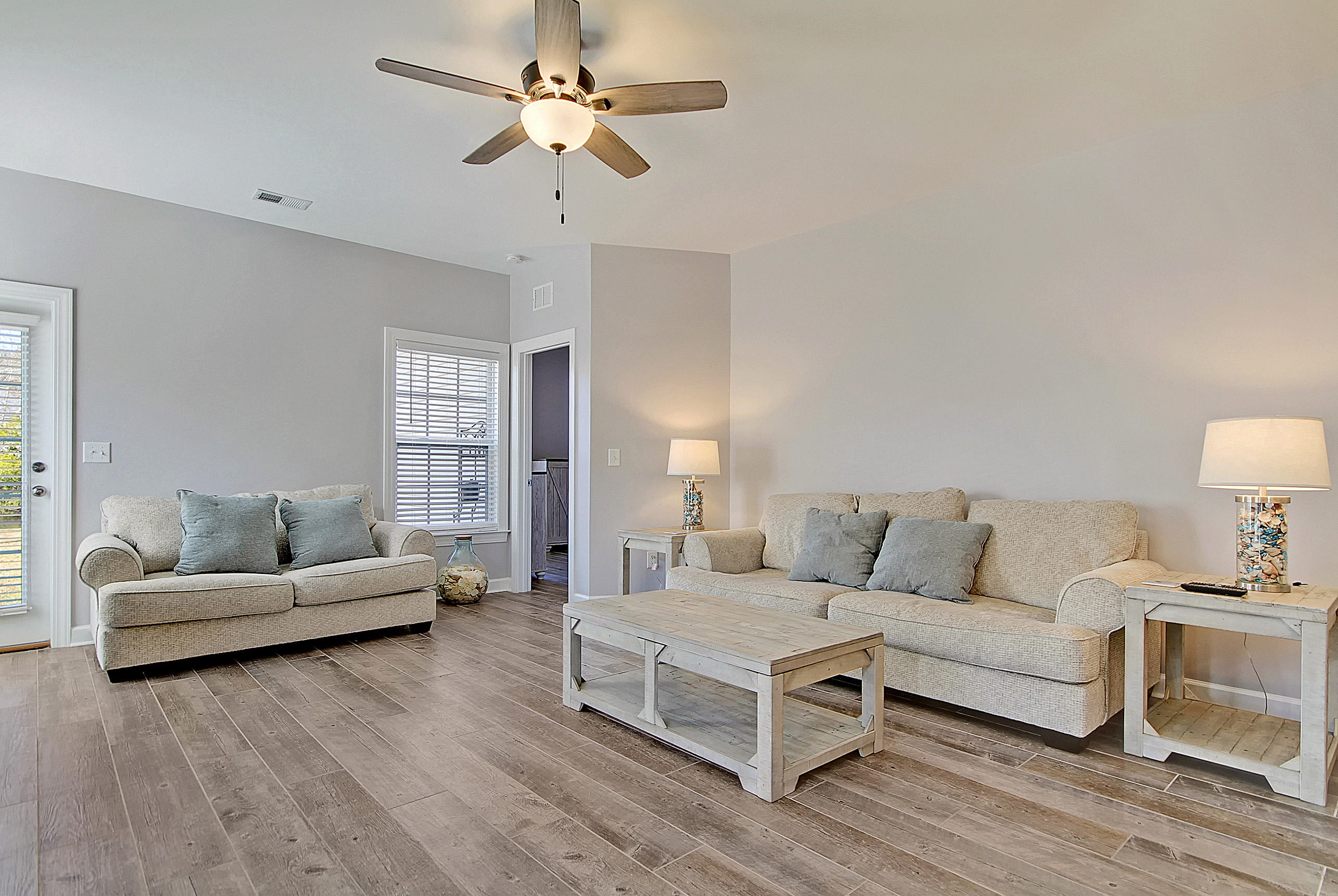 129 Pacolet Street Summerville, SC 29485 - Photo 4 of 25 CREM_129 Pacolet_011
