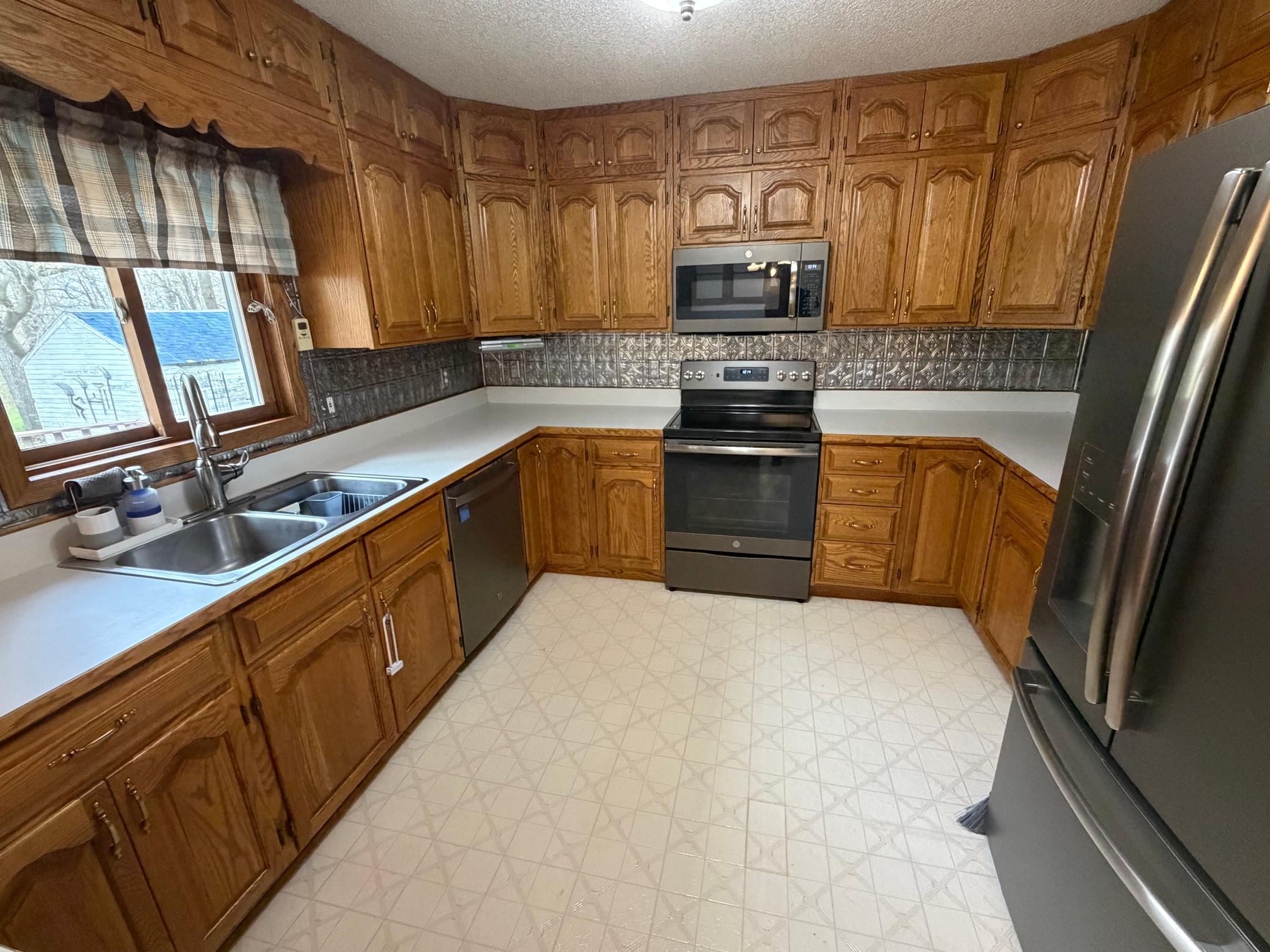 37488 320th Street Roseau, MN 56751 - Photo 13 of 41