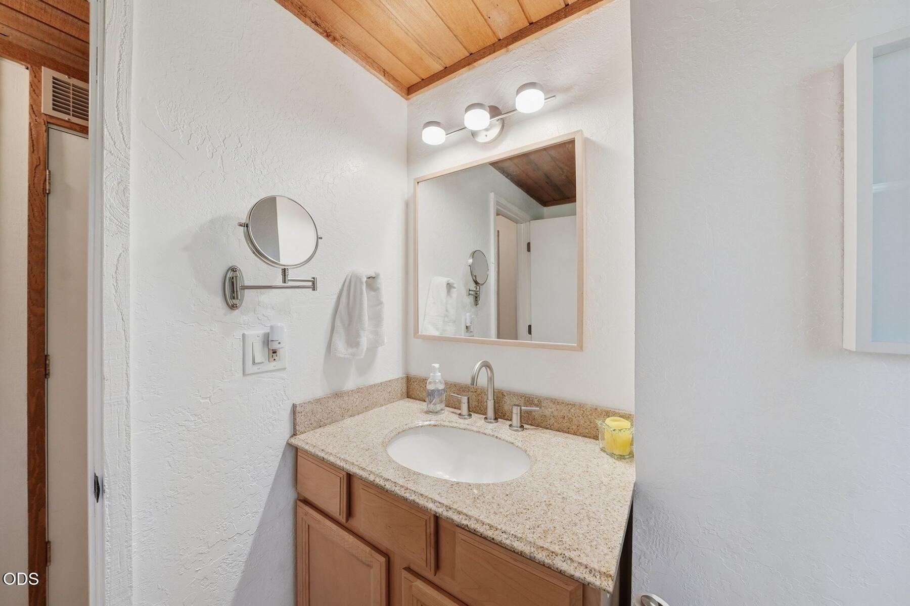 71105 Meadow Grass Circle, Unit GH18 Black Butte Ranch, OR 97759 - Photo 35 of 86