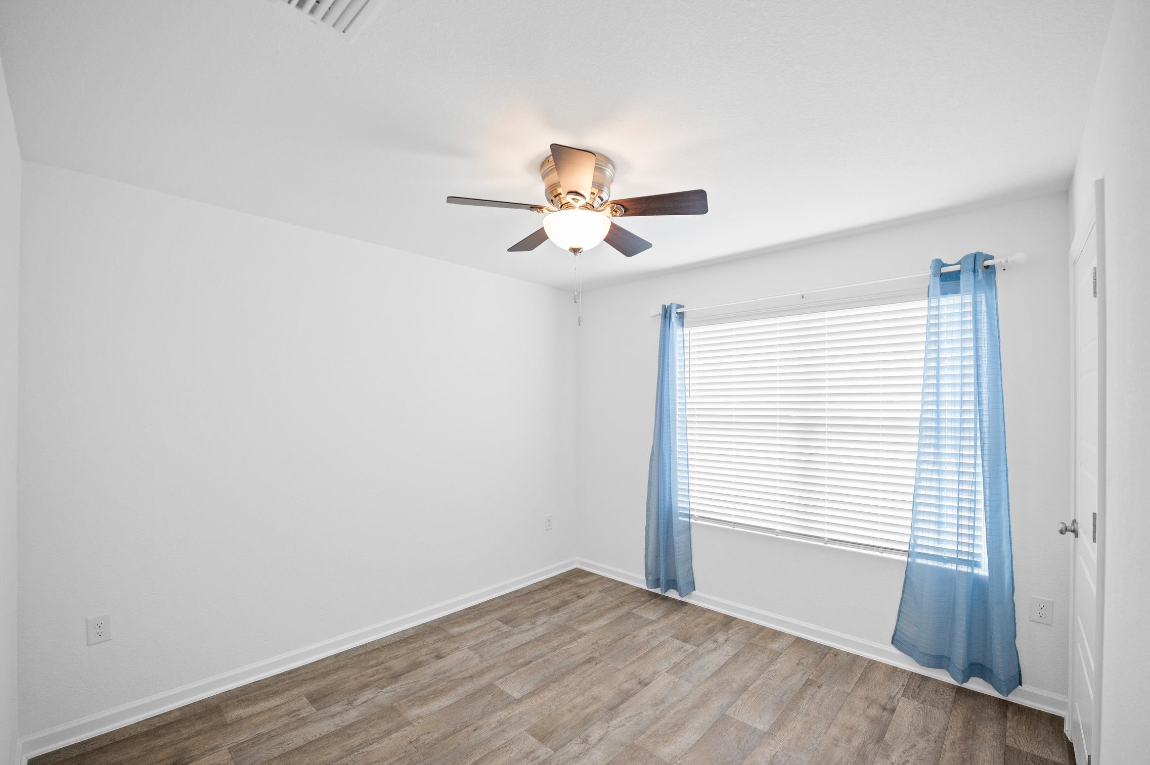 15042 Forsythia Loop Silverhill, AL 36576 - Photo 19 of 32 Bedroom