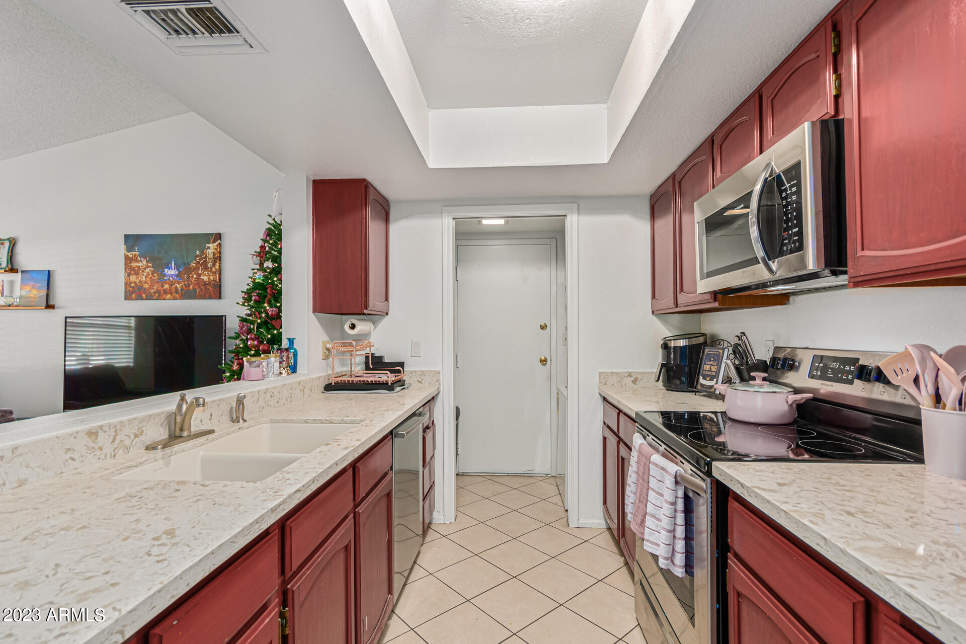 2929 East Broadway Road, Unit 27 Mesa, AZ 85204 - Photo 18 of 27 18 - Broadway
