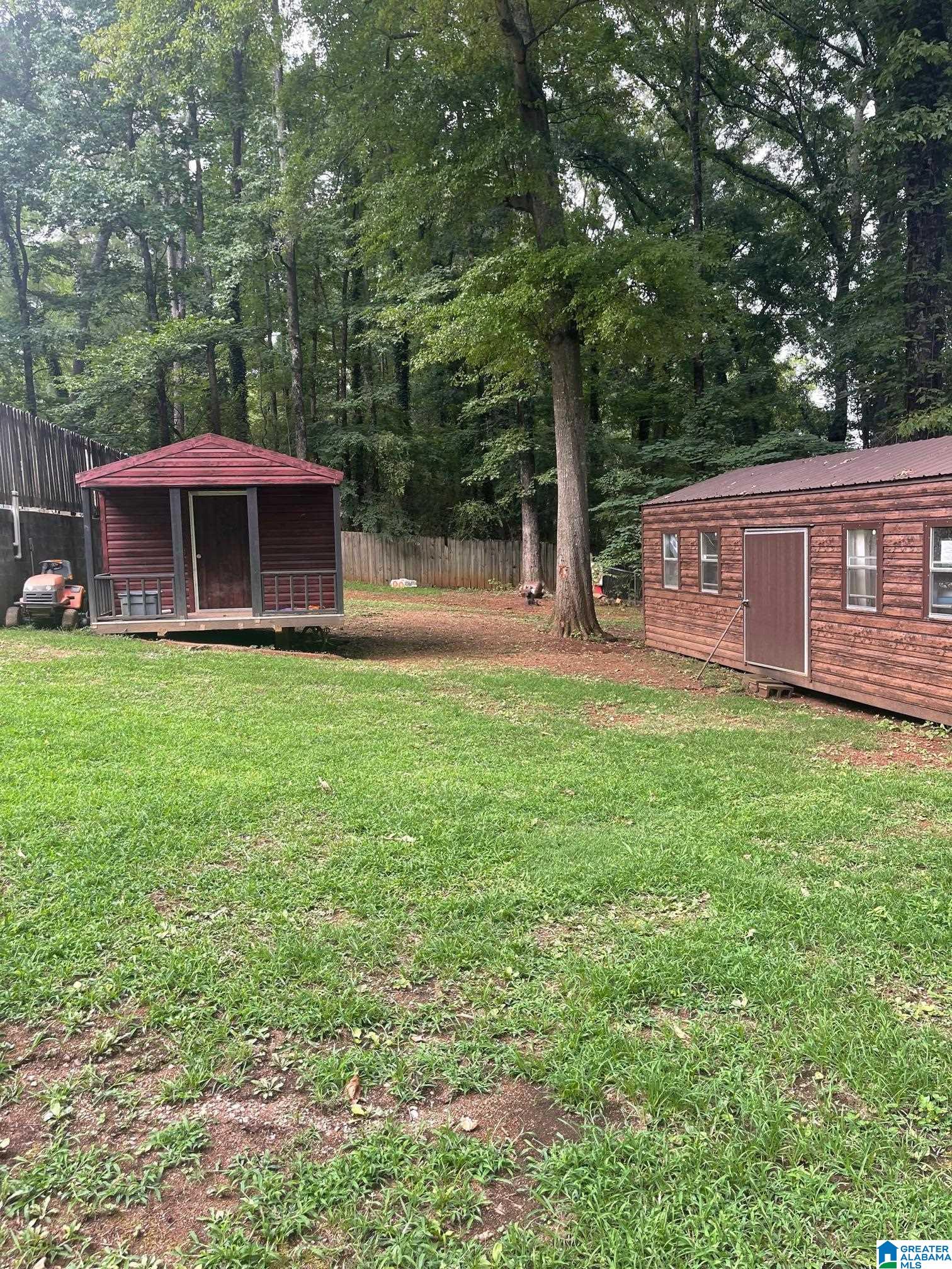 1815 Hillcrest Road Northeast Birmingham, AL 35215 - Photo 7 of 9