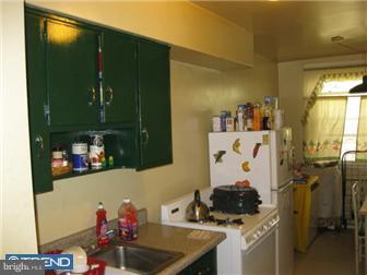 527 East Tabor Road Philadelphia, PA 19120 - Photo 3 of 8 Unit #1