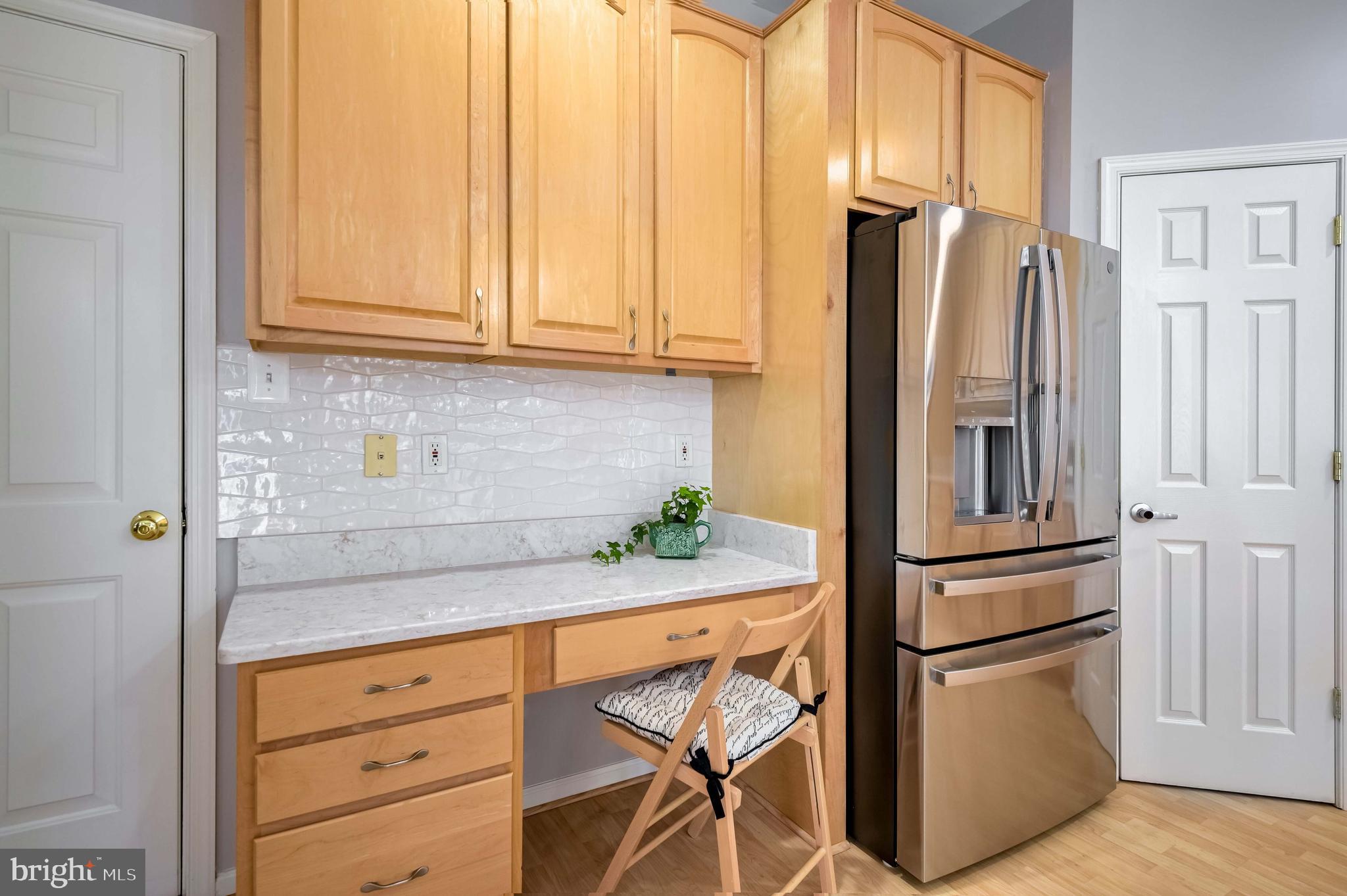 14004 Richter Farm Road Boyds, MD 20841 - Photo 17 of 50 New refrigerator with beverage drawer feature