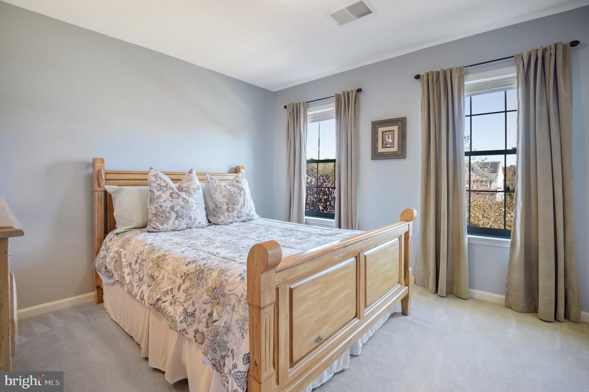14004 Richter Farm Road Boyds, MD 20841 - Photo 27 of 50 Bedroom #4 with walk-in closet