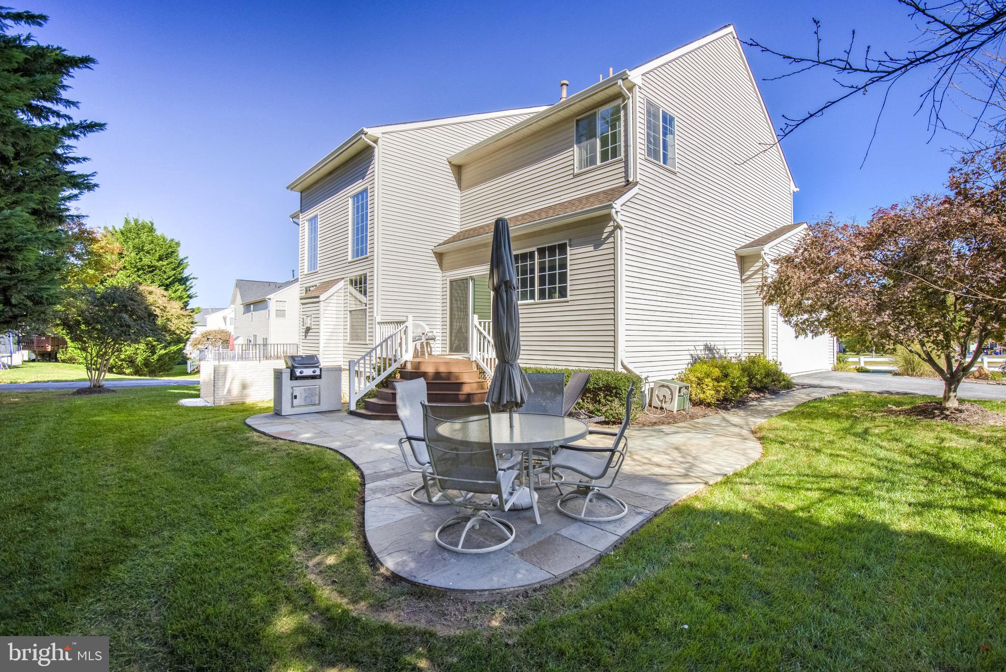 14004 Richter Farm Road Boyds, MD 20841 - Photo 39 of 50 Flagstone patio and Trex Deck