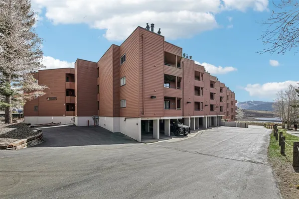 $950,000 | 200 La Bonte Street, Unit 225, Dillon, CO 80435