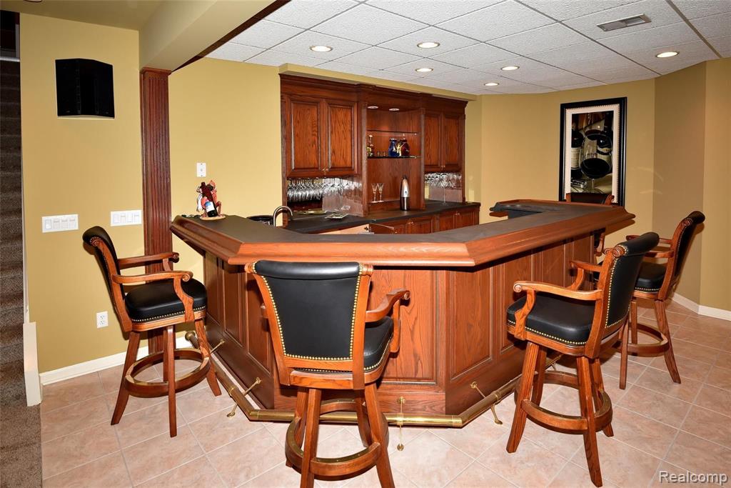 4680 Windemere Court Rochester, MI 48306 - Photo 36 of 46