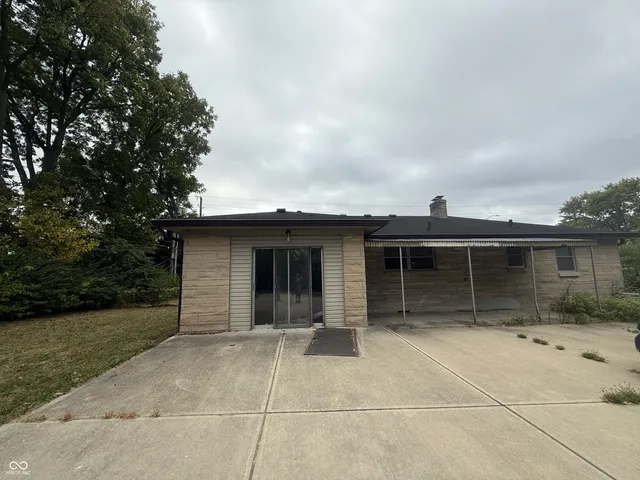 $229,000 | 7050 Rockville Road, Indianapolis, IN 46214
