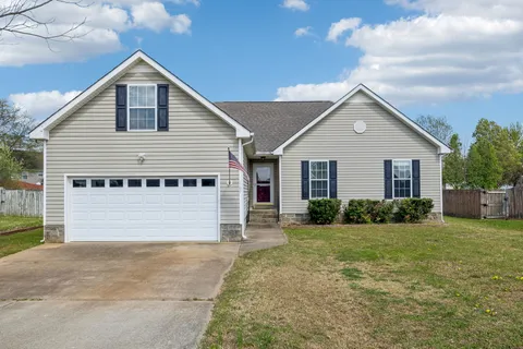 $274,900 | 1197 Snoopy Drive, Clarksville, TN 37040