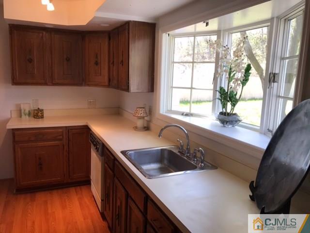 48 Tunison Road New Brunswick, NJ 08901 - Photo 6 of 15 Gallery Image 6