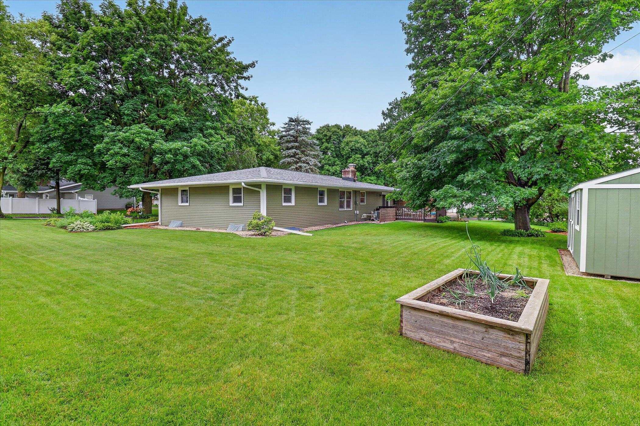 6510 Piping Rock Road Madison, WI 53711 - Photo 31 of 46