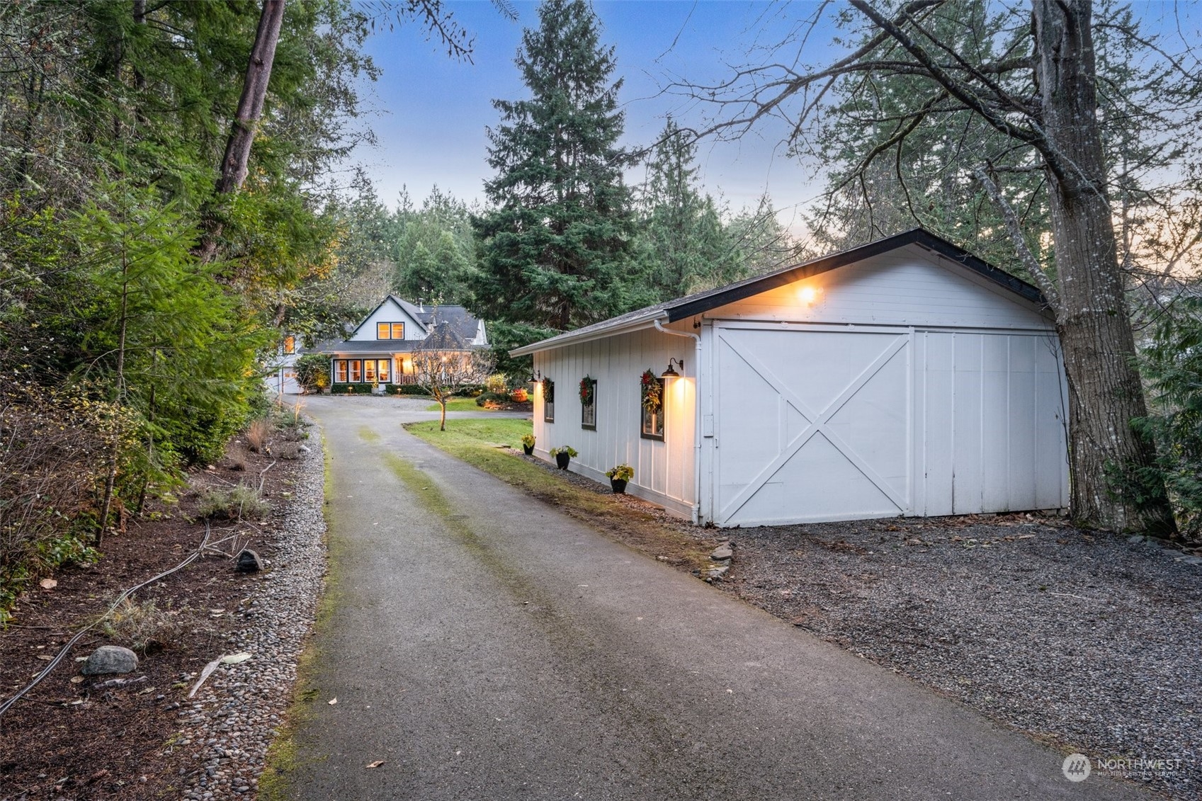 678 Old Ketner Road Fox Island, WA 98333 - Photo 2 of 40