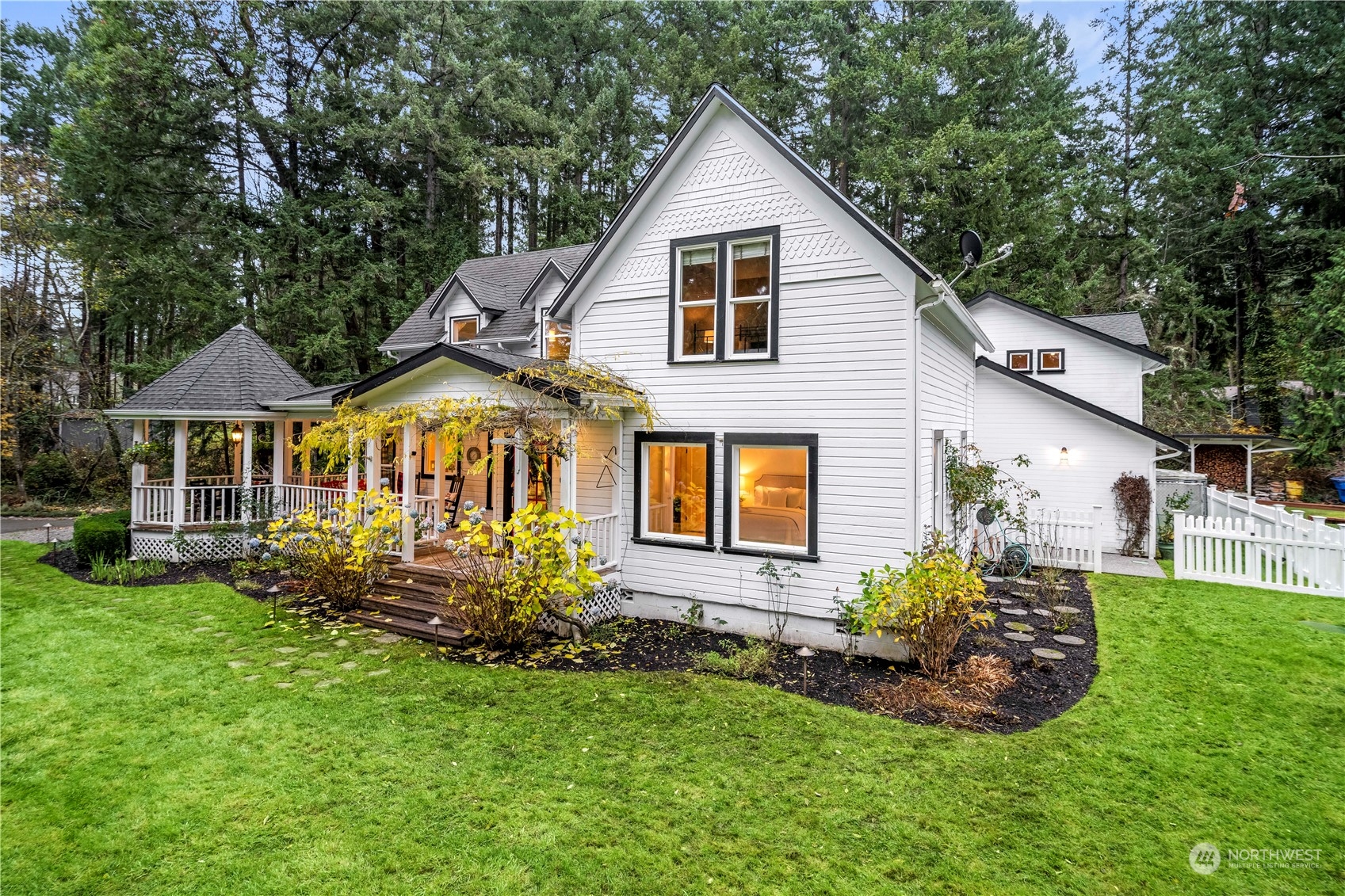 678 Old Ketner Road Fox Island, WA 98333 - Photo 33 of 40