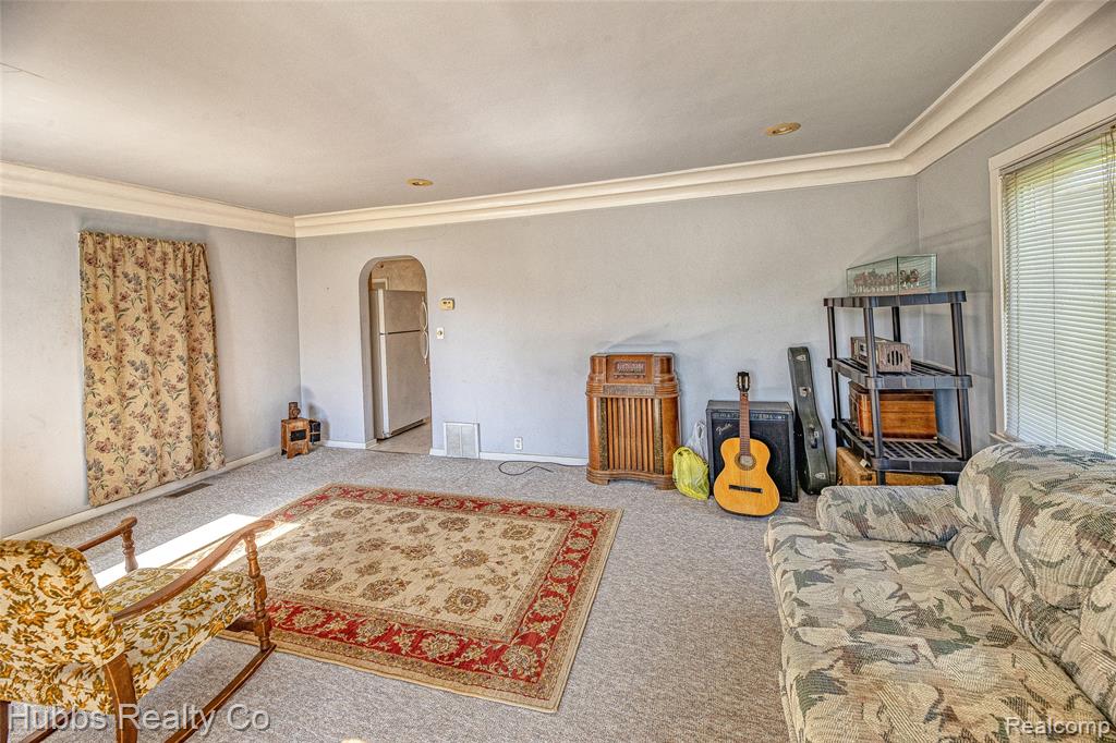 5305 Lapeer Road Burton, MI 48509 - Photo 23 of 59 Gallery Image 23