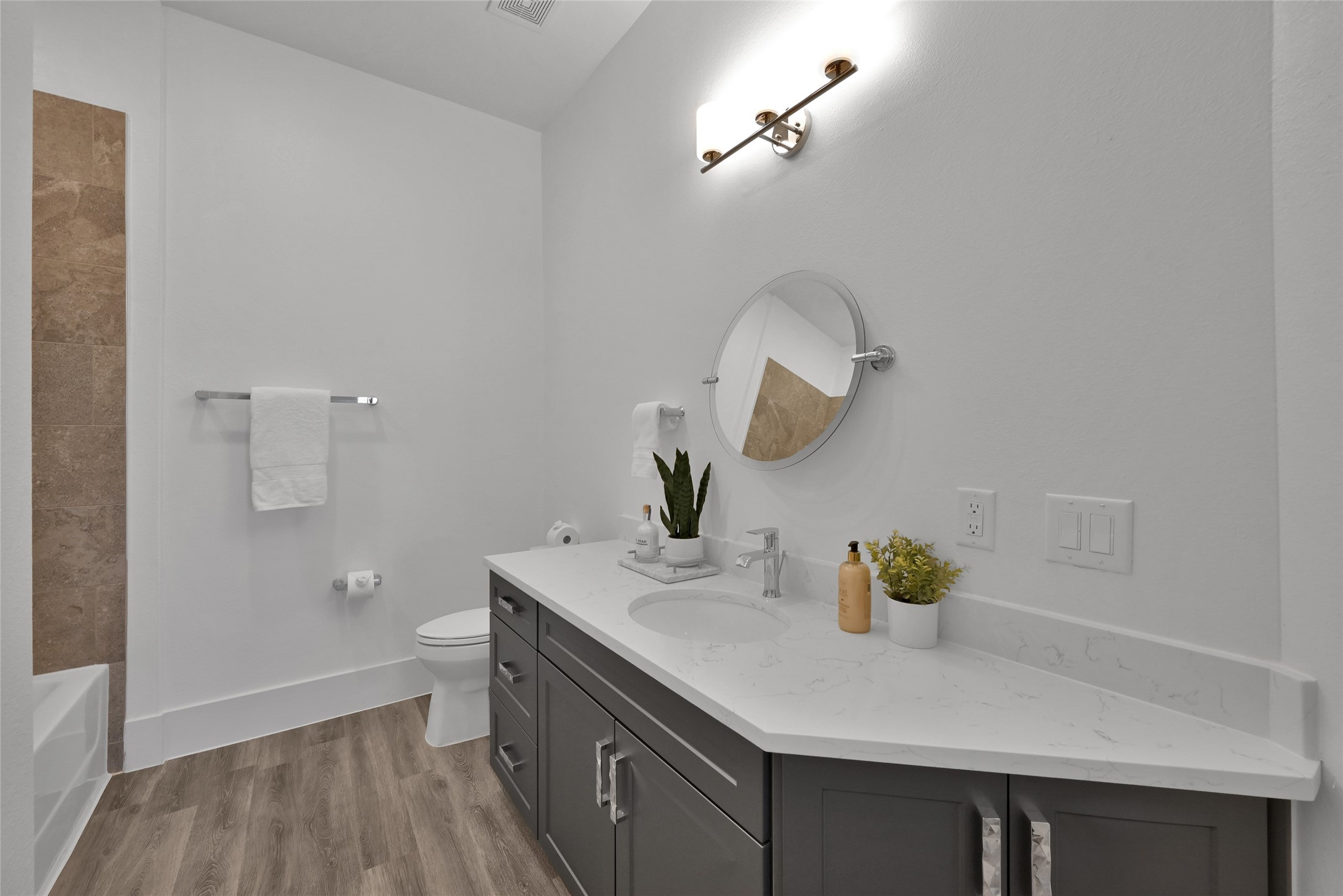 199 Waterpoint Court, Unit 303 Conroe, TX 77304 - Photo 36 of 50