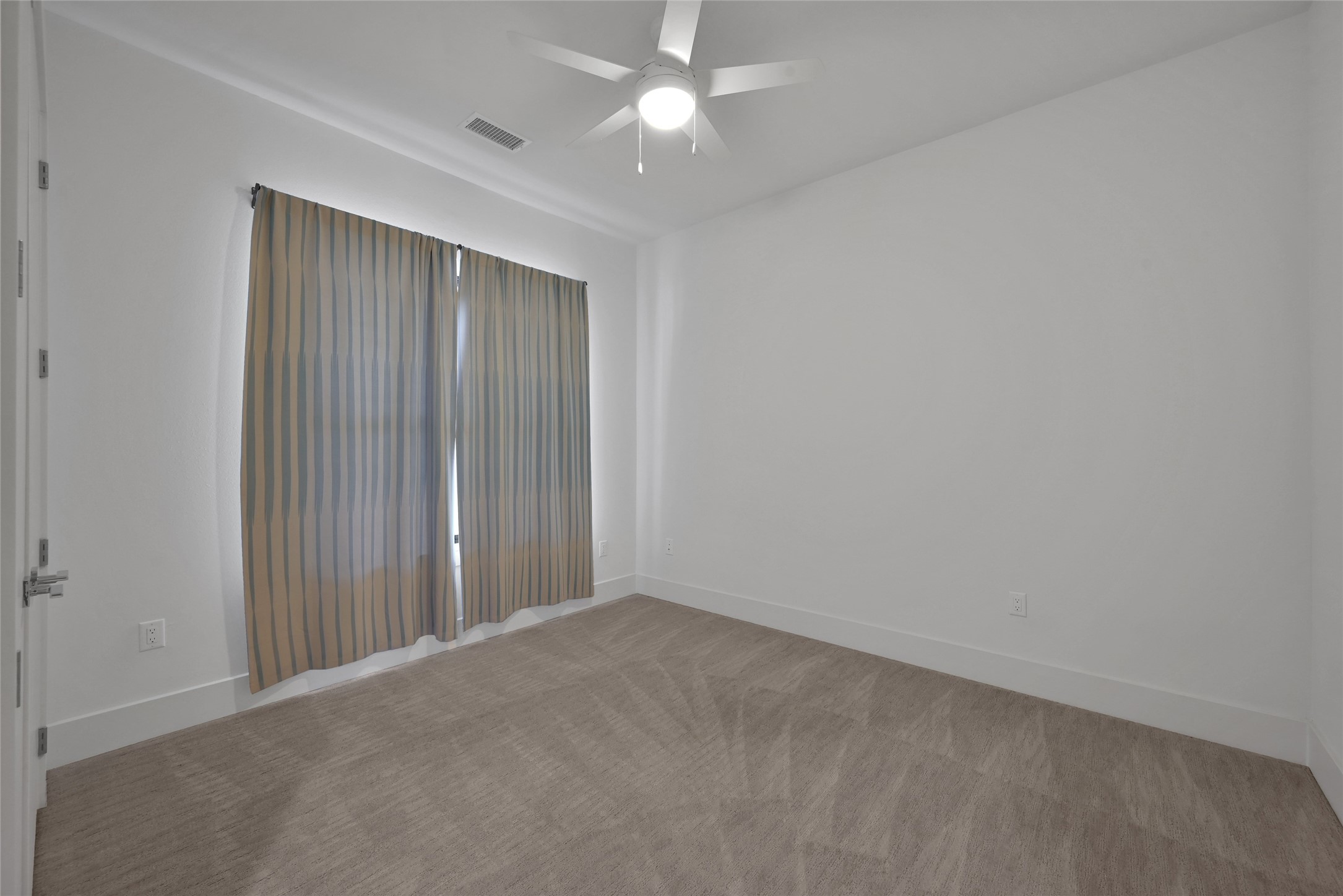 199 Waterpoint Court, Unit 303 Conroe, TX 77304 - Photo 38 of 50