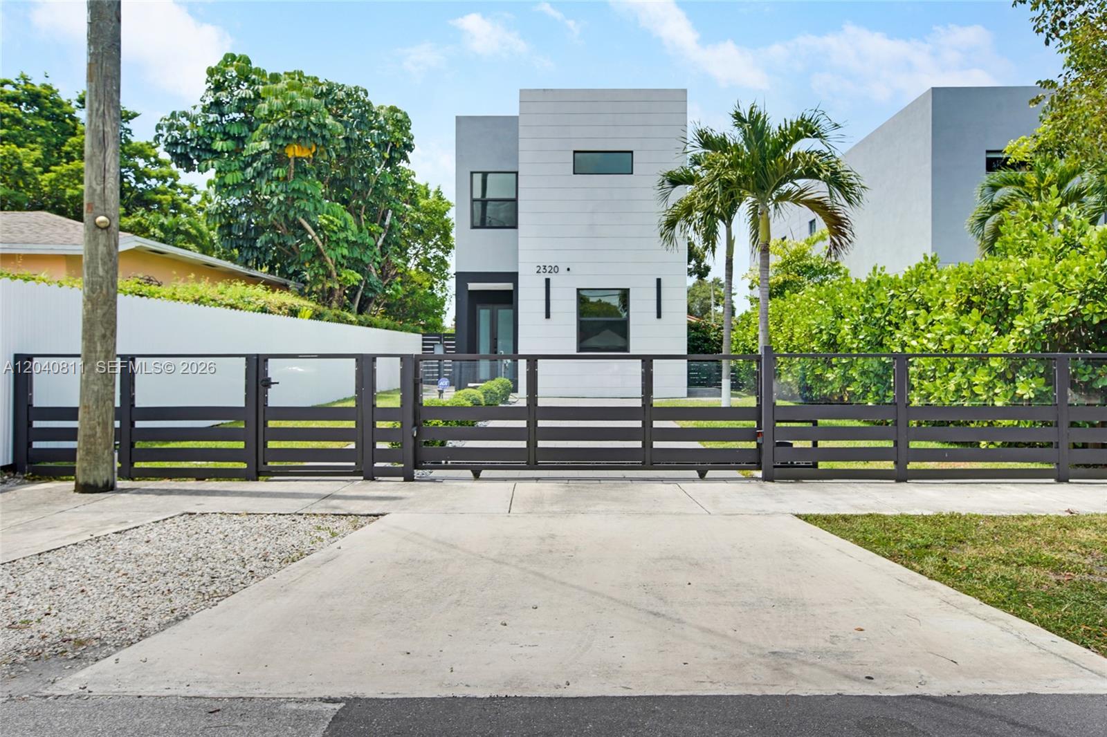 2320 Southwest 14th Street Miami, FL 33145 - Photo 26 of 31