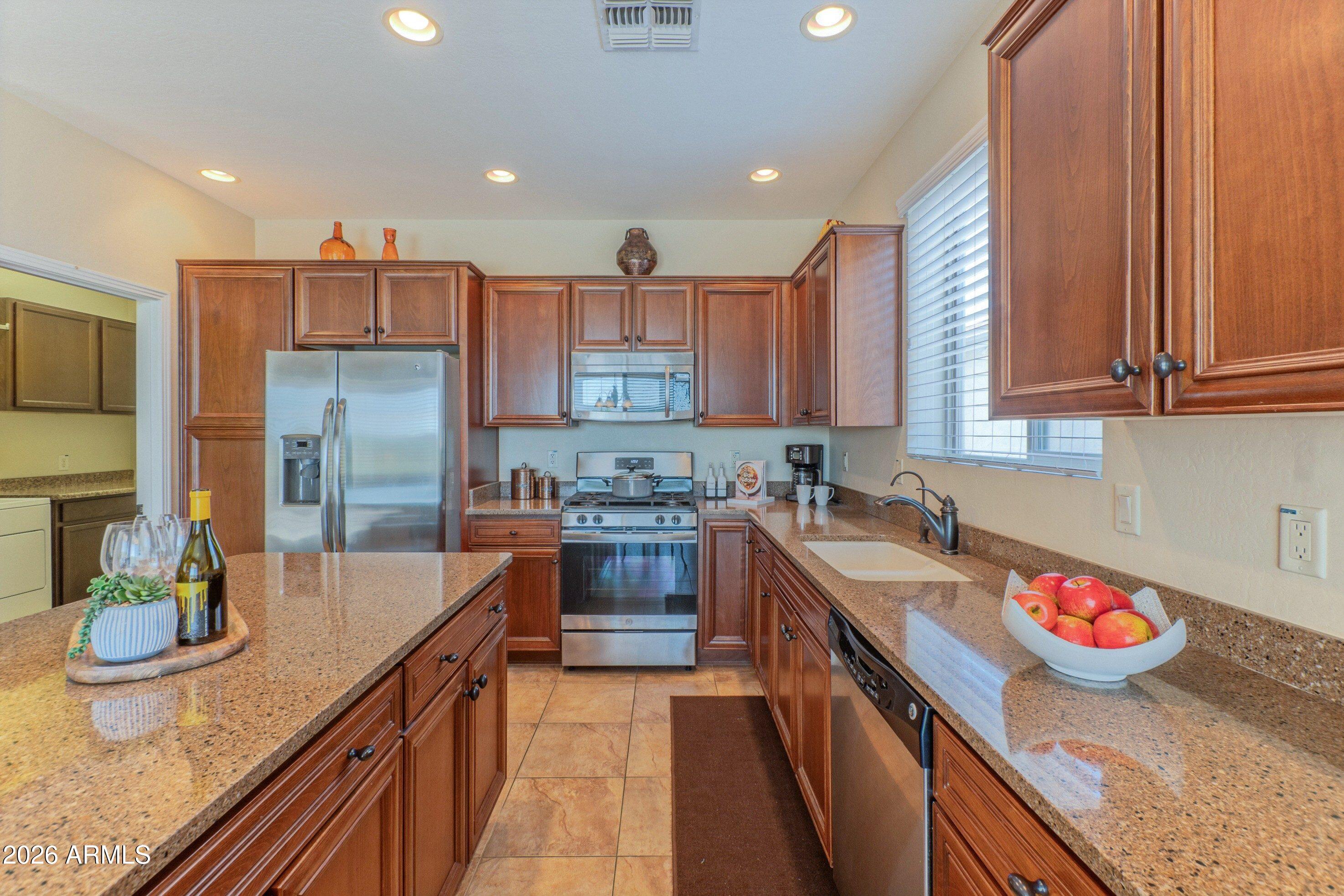16735 West Almeria Road Goodyear, AZ 85395 - Photo 8 of 21 Kitchen