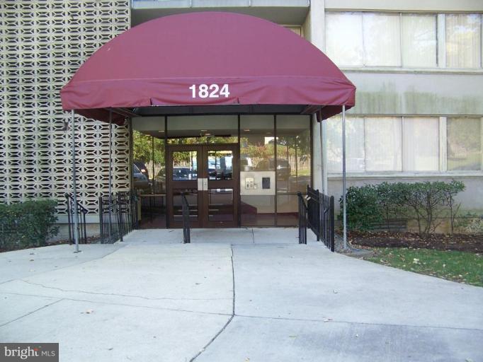 1824 Metzerott Road, Unit A3 Hyattsville, MD 20783 - Photo 20 of 28 Exterior #4