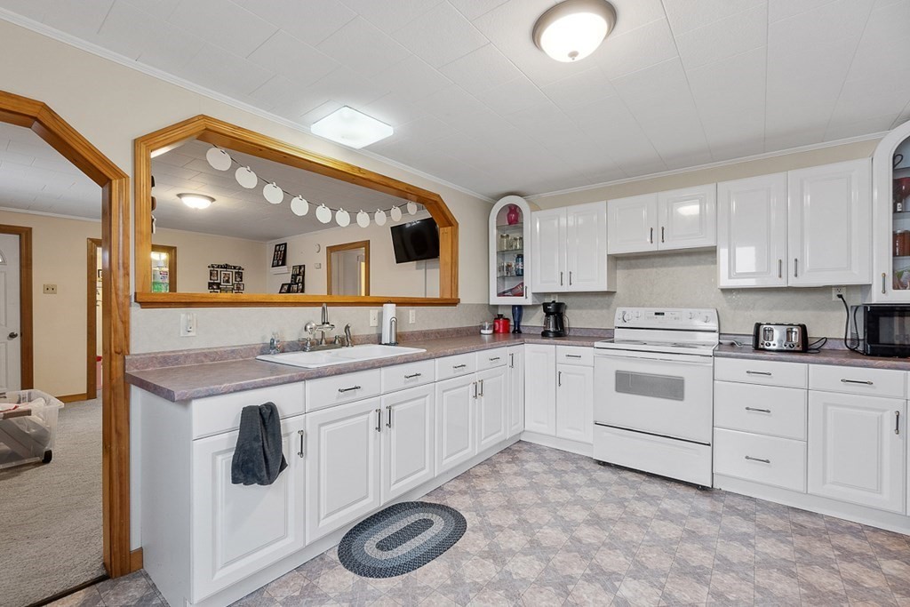 103 South Athol Road Athol, MA 01331 - Photo 3 of 42 Gallery Image 3
