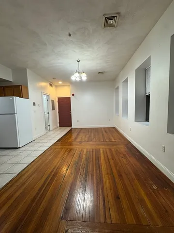 $2,250 | 173 Winnisimmet Street, Unit 2, Chelsea, MA 02150