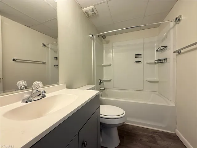 $950 | 3826 Country Club Road, Unit K, Winston-Salem, NC 27104