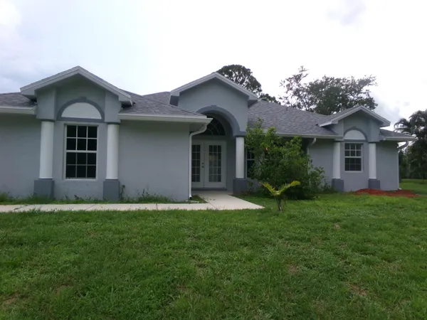 $2,700 | 502 Southwest Souris Avenue, Port St. Lucie, FL 34953
