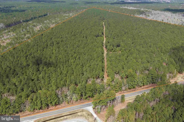 $405,000 | 14 (tract Tanager Et2-2050), North, VA 23128