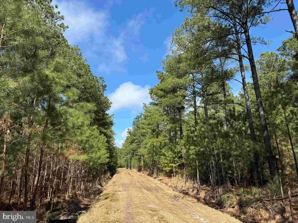 $405,000 | 14 (tract Tanager Et2-2050), North, VA 23128