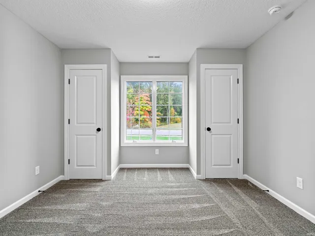 $319,900 | 3410 Bruin Pass, Auburn, IN 46706