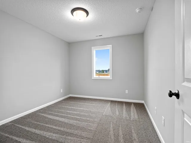 $319,900 | 3410 Bruin Pass, Auburn, IN 46706