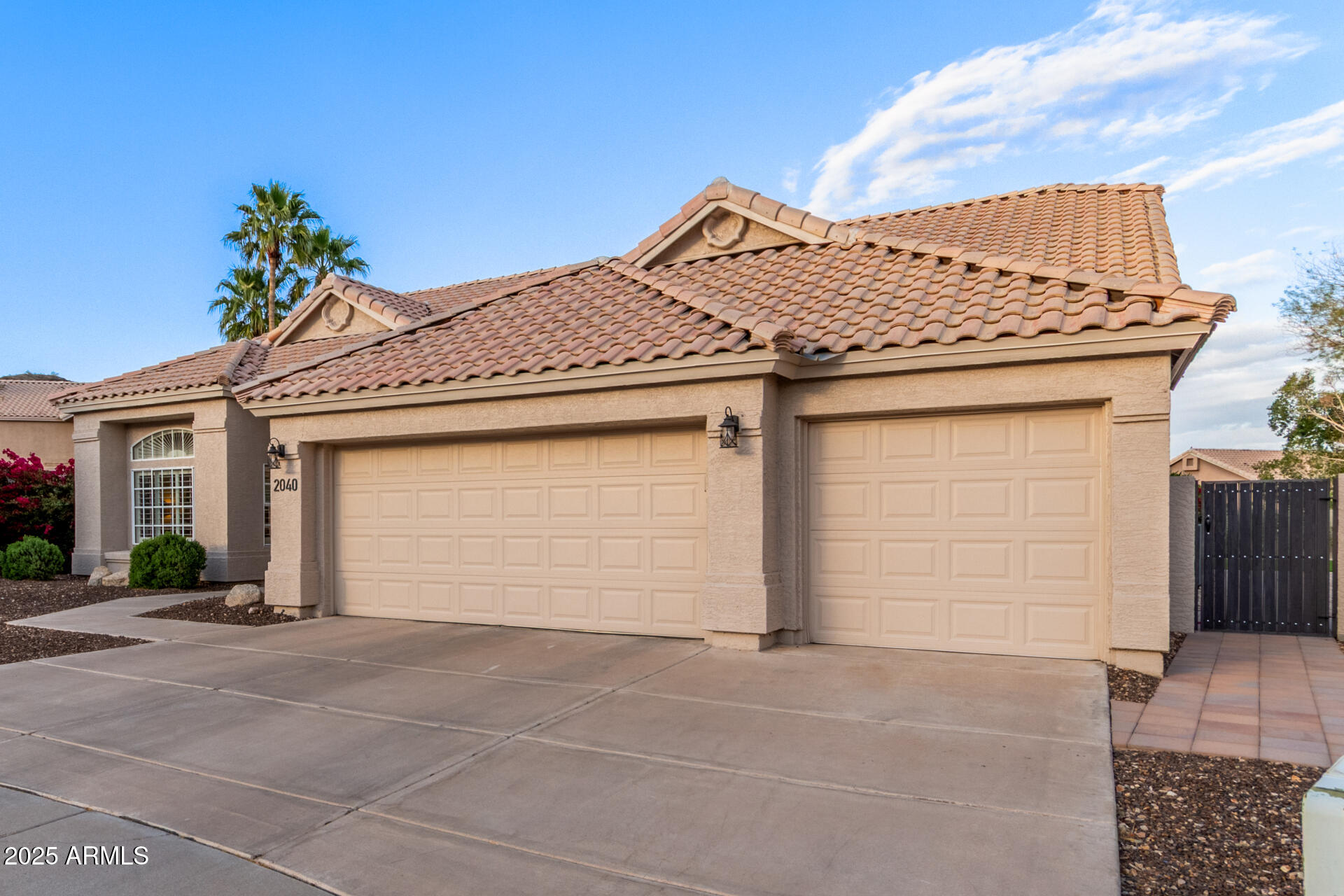2040 East Indigo Brush Road Phoenix, AZ 85048 - Photo 14 of 86 14 - Indigo Brush